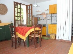 Dining - 'Benincasa C by Interhome (Gioiosa Marea)