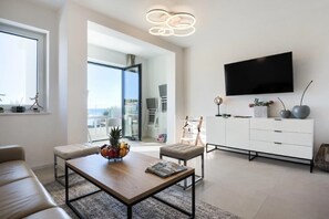 TV, DVD player - Villa Bonelli (16943-K1) - Pjescana Uvala (Pjescana Uvala)