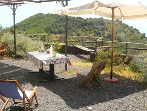 Outdoor dining - Casa Etnea, Panorama und Natur by Interhome (Trecastagni)
