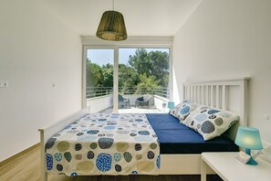 Accès Internet, draps fournis
