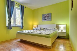 1 camera, accesso a Internet, lenzuola