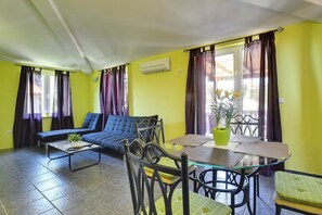 Dining - Apartments Puntica (73597-A4) - Liznjan (Liznjan)