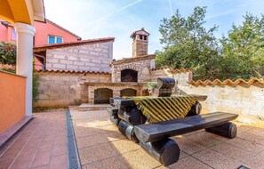 Terrace/patio - House Ližnjan (73612-K1) - Liznjan (Liznjan)