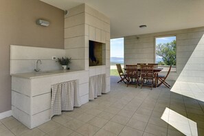 Outdoor dining - Villa Histria (73635-K1) - Krnica (Pula) (Krnica (Pula))