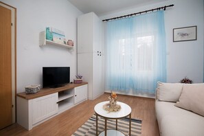 TV - Apartment Anamarija (73672-A1) - Medulin (Medulin)