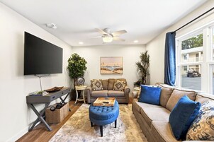 Echo | Living area | Smart TV