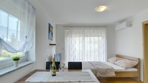 1 bedroom, internet, bed sheets - Apartments Robert (73676-A1) - Medulin (Medulin)