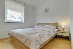 1 bedroom, Internet, bed sheets - Apartments Robert (73676-A2) - Medulin (Medulin)