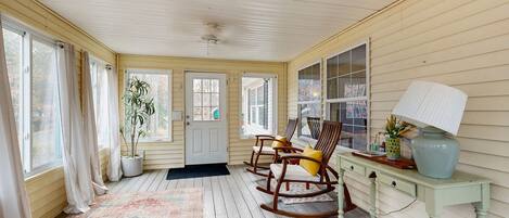 المنشأة من الداخل