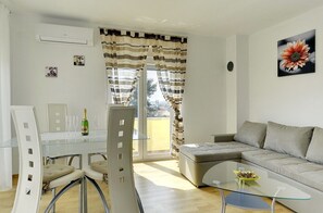 TV - Apartments Robert (73676-A5) - Medulin (Medulin)
