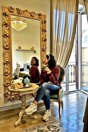 Interior - Aus der Tradition geboren, aber in die Innovation eingetaucht by Interhome (Sciacca)