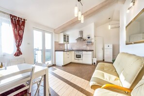 TV - Apartments Ivonne (73714-A2) - Liznjan (Liznjan)