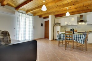 Interior - Apartments Susanna (73724-A2) - Liznjan (Liznjan)