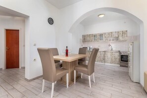 Dining - Apartment Nikola (73753-A2) - Pula (Pula)