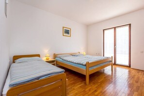 1 habitación, internet y ropa de cama 
