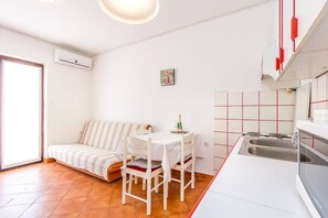 Interior - Apartments Dragica (73779-A2) - Valbandon (Valbandon)
