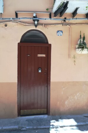 Exterior detail - Wohnung mit Balkon by Interhome (Palermo)