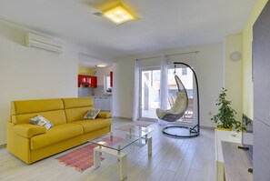 TV - House Baldini (73845-K1) - Banjole (Banjole)