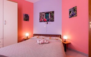 1 habitación, internet y ropa de cama 