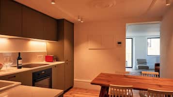 Superior Apartment, Balcony, City View | Private kitchen