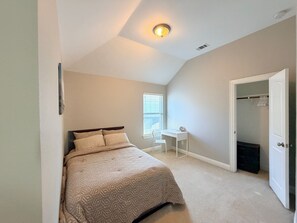 1 makuuhuone, silitysrauta/-lauta, Wi-Fi, vuodevaatteet