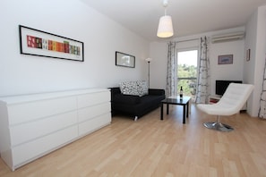 TV - Apartments Vedrana (73881-A2) - Premantura (Premantura)