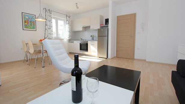Interior - Apartments Vedrana (73881-A2) - Premantura (Premantura)
