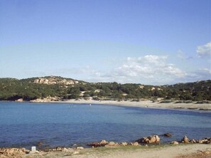 Beach - 'Teresa' mit Terrasse by Interhome (Arzachena)