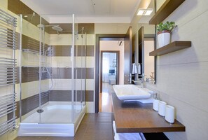 Shower, hair dryer - Villa Magnifica (73902-K1) - Pula (Pula)