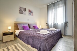 4 bedrooms, Internet, bed sheets - Villa Rudy (73904-K1) - Valbandon (Valbandon)