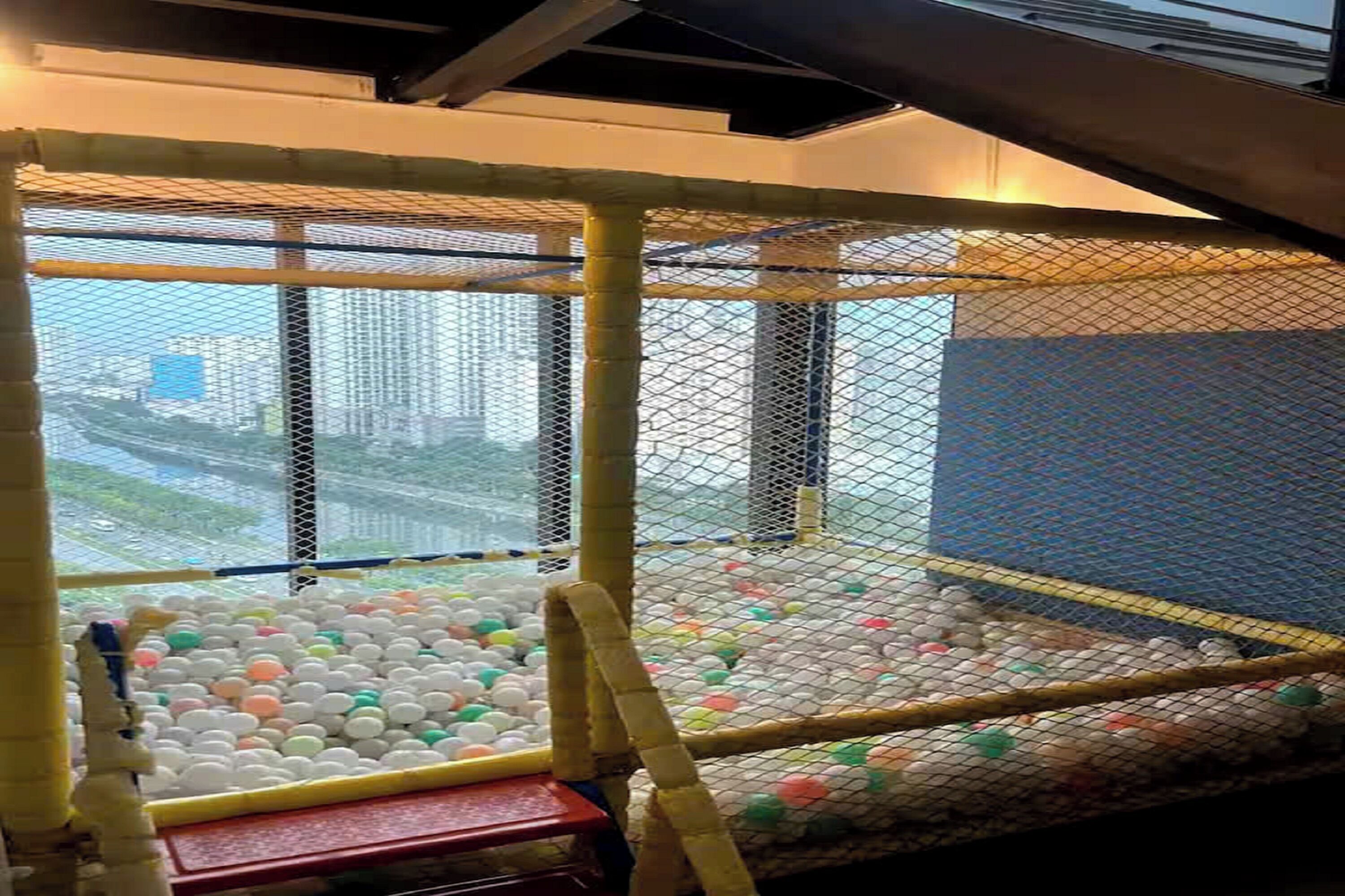Area giochi per bambini (al coperto)