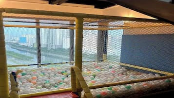 Area giochi per bambini (al coperto)