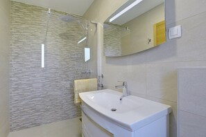 Dusche, Haartrockner