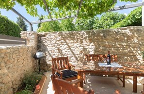 Outdoor dining - House Bernarda (73937-K1) - Medulin (Medulin)