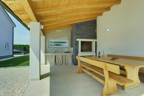 Outdoor dining - Villa Zeus (73952-K1) - Pula (Pula)