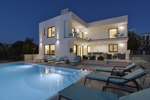 Pool - Villa Sail (73956-K1) - Pjescana Uvala (Pjescana Uvala)