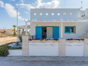 Exterior - Apartment  by Interhome (Lido Marini)