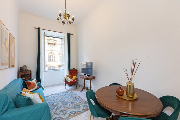 Apartment | Living area - Rental in Rome Pietroburgo Apartment (Rome)