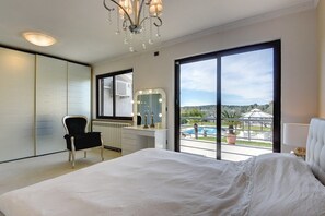 3 bedrooms, Internet, bed sheets - Villa Contessa Del Mar (74042-K1) - Pjescana Uvala (Pjescana Uvala)