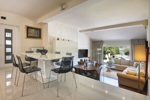 Dining - Villa Contessa Del Mar (74042-K1) - Pjescana Uvala (Pjescana Uvala)
