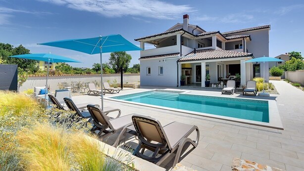 Pool - Villa Dream (74094-K1) - Premantura (Premantura)