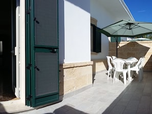 Outdoor dining - Erdgeschosswohnung für bis zu sechs Personen by Interhome (Campomarino)