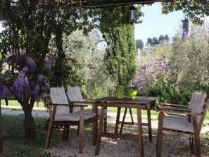 Outdoor dining - Wohnung im Agrotourismus in Bevagna by Interhome (Bevagna)