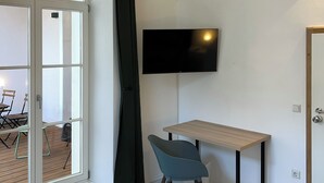 Uklassifisert bilde, 3 av 11, knapp