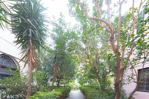 Exterior detail - Tasso Apartment (Rome)