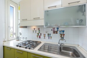 Apartment | Private kitchen | Microwave, dishwasher, espresso maker, coffee/tea maker - Tasso Apartment (Rome)