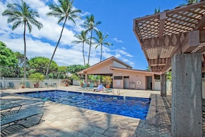 Pool - Budget Friendly - Kihei Akahi C-608, Ocean Views, Short Walk to Kamaole Beach II (Kihei)