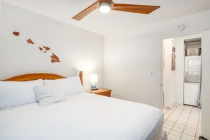 Huoneisto, 1 suuri parisänky ja vuodesohva, parveke, valtamerinäköala (Kihei Akahi C-608) | 1 makuuhuone, yksilöllisesti sisustettu, yksilöllisesti kalustettu