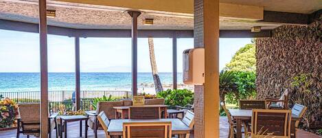 Condo, Multiple Beds, Lanai, Ocean View (Hale Hui Kai 106) | Outdoor dining
