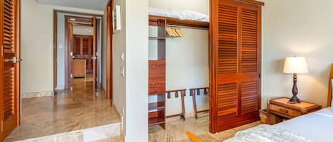 Condo, Multiple Beds, Balcony, Ocean View (Wailea Elua Village 805)